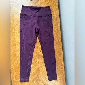 Victoria’s Secret Legging with pockets Purple